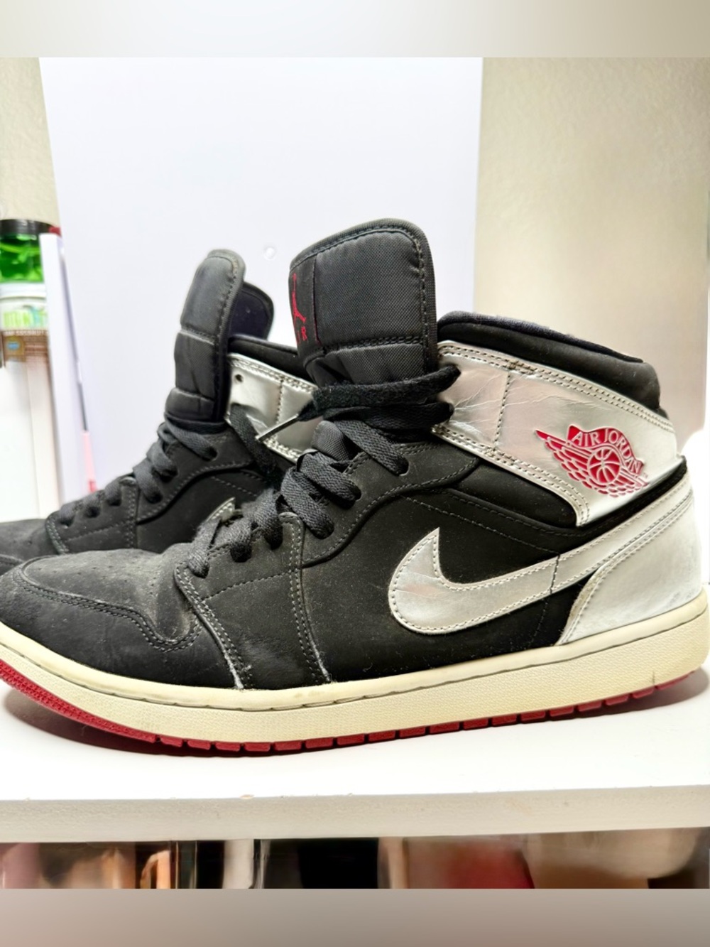 Jordan Men’s Black, Silver & Red High-Top Sneakers Size 11M